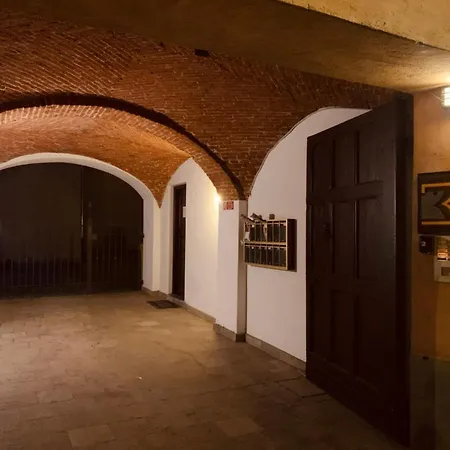 Bb Borgo Biella Bis Tatil Evi *