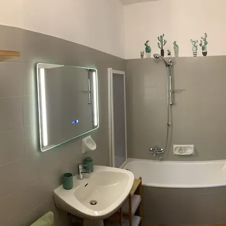 Bb Borgo Biella Bis 度假居 Candelo